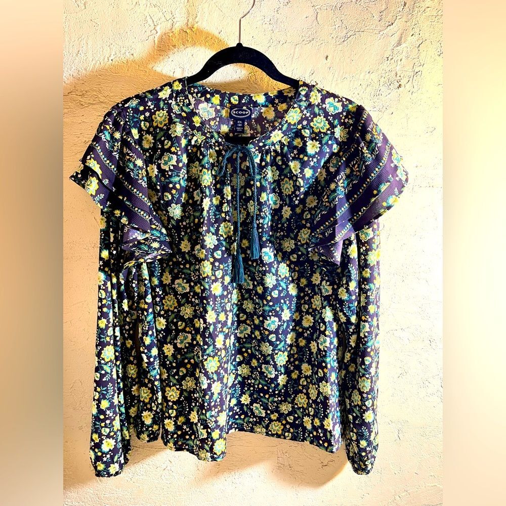 Scoop NYC Yellow and Purple Ruffled Tie Front Blouse